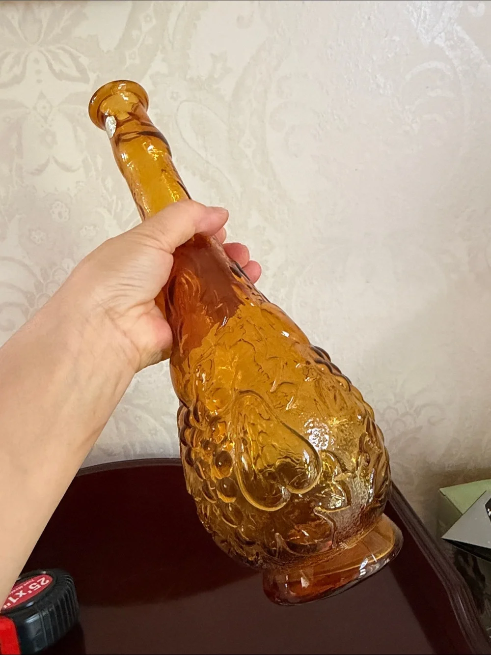 Vintage  mid-century Italian Empoli genie bottle decanter with no Stopper